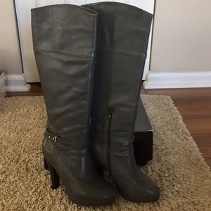 Heeled boot